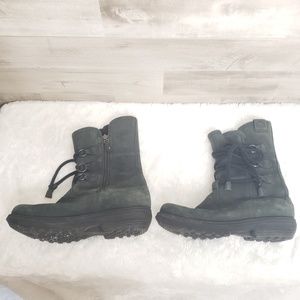 Sorel Shoes - Sorel boots size 9.5 Sorel Shoes - Sorel boots size 9.5